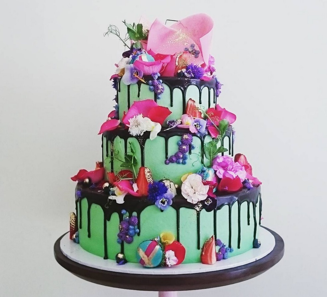 10 cake Instagram accounts to follow Bridestory Blog