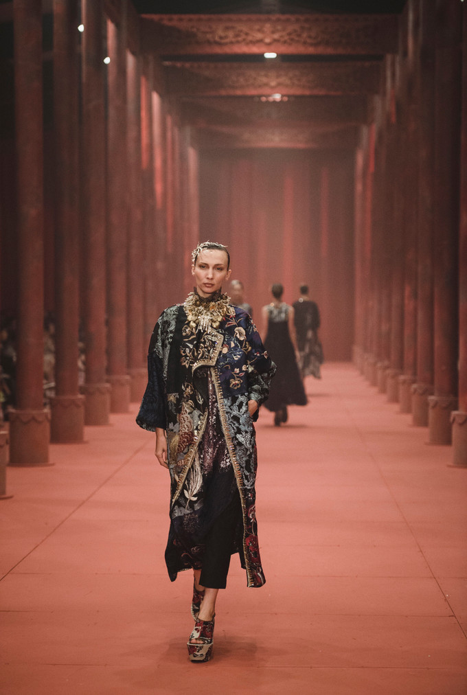 catch a glimpse of biyans ss 2017 "benang m